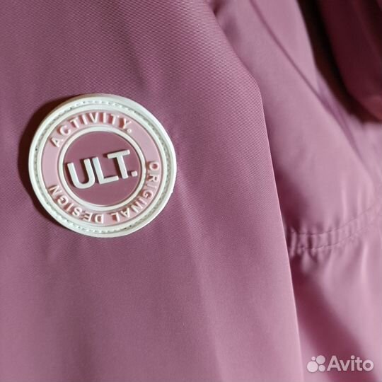 Ветровка женская