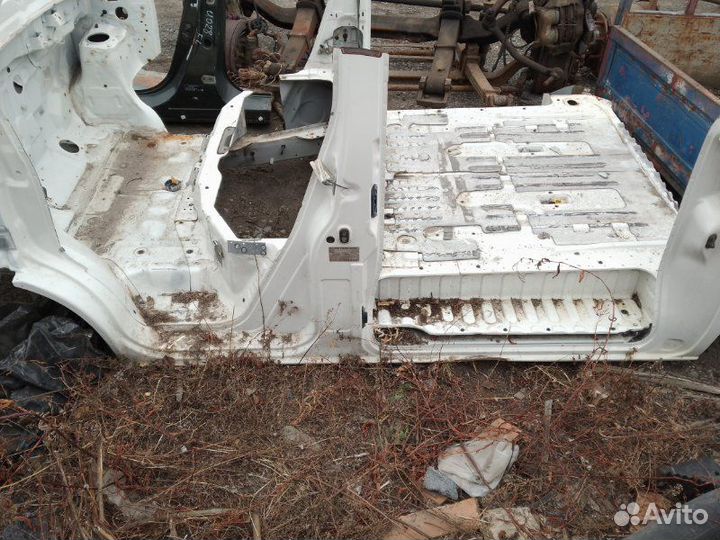 Порог кузова передний левый Toyota Town Ace/Lite