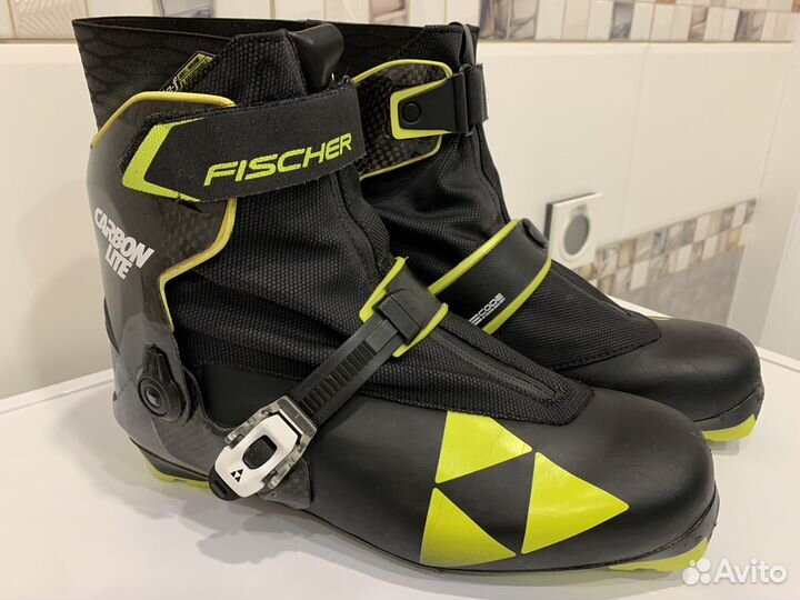 Лыжные ботинки fischer carbonlite skate