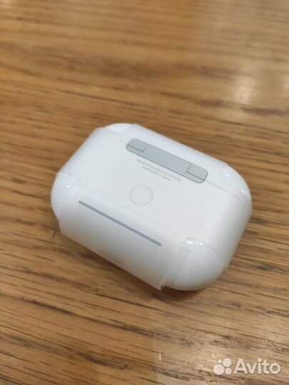 Футляр кейс новый AirPods Pro 2 (А2700)