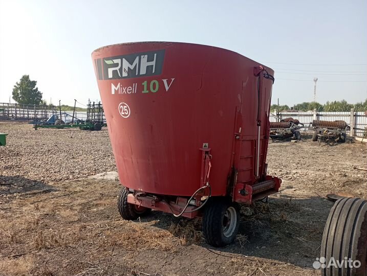 Миксер-кормораздатчик RMH Mixell 24, 2013