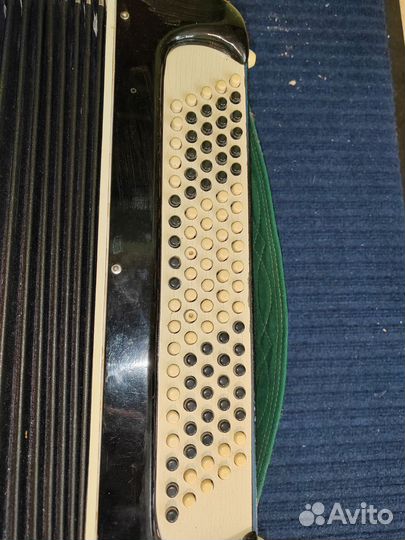 Баян Москва б/у