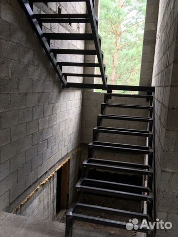 Металлический Каркас Лестницы под Обшивку на Дачу