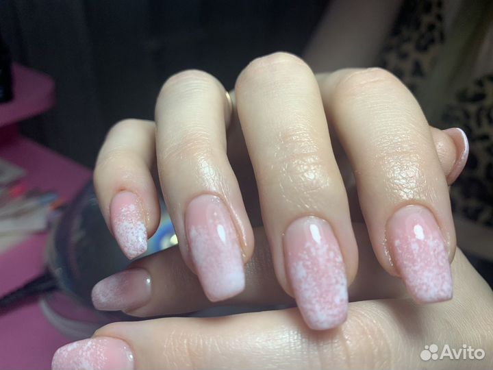 Мастер маникюра и педикюра