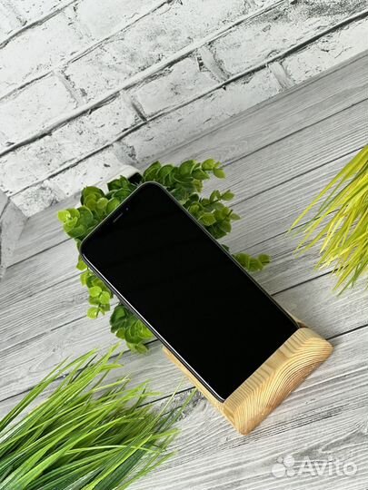 iPhone X, 256 ГБ