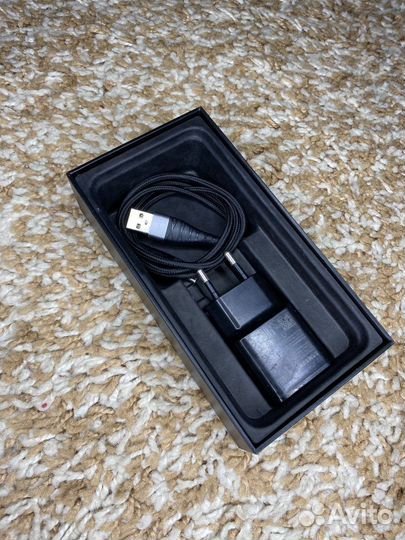 Samsung s10e