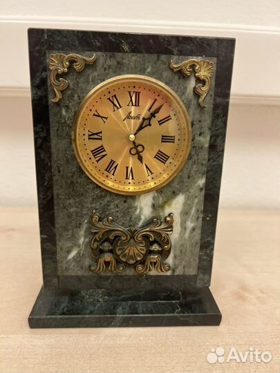 Настольные часы винтаж змеевик бронза