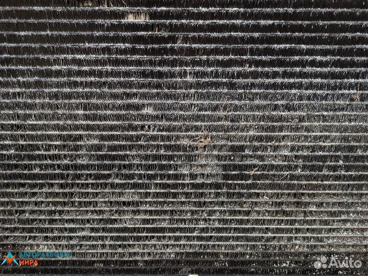 Радиатор кондиционера Volkswagen Touran 2004