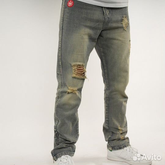 Джинсы CavEmpt рваные