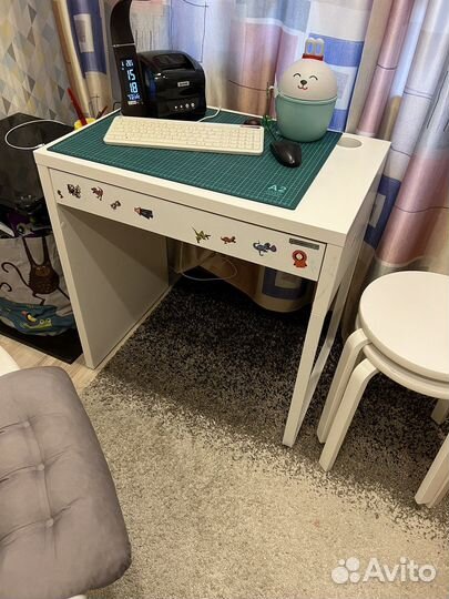 Письменный стол IKEA микке