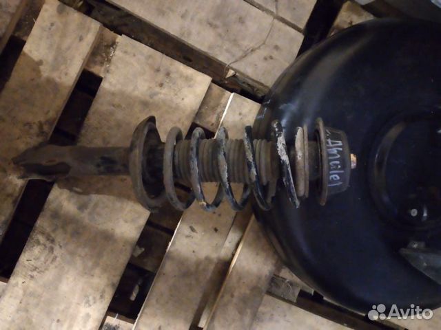 Стойка в сборе передняя левая chery amulet