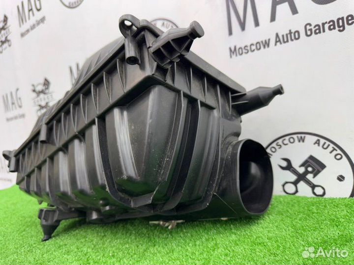 Корпус воздушного фильтра Land Rover Vogue L405