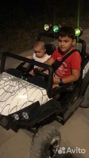 Детский электромобиль двухместный бу