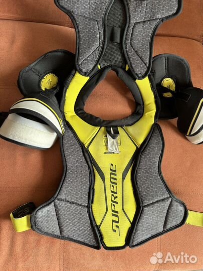 Нагрудник Bauer Supreme Jr