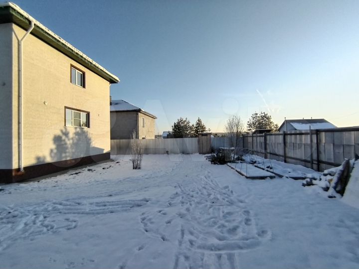 Дом 186 м² на участке 7,5 сот.