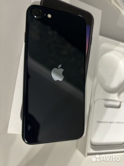iPhone SE (2022), 64 ГБ