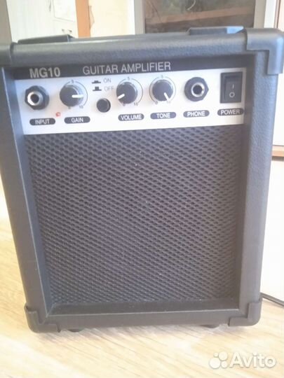 Гитарный комбоусилитель mg10