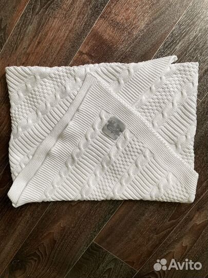 Плед вязаный для малыша