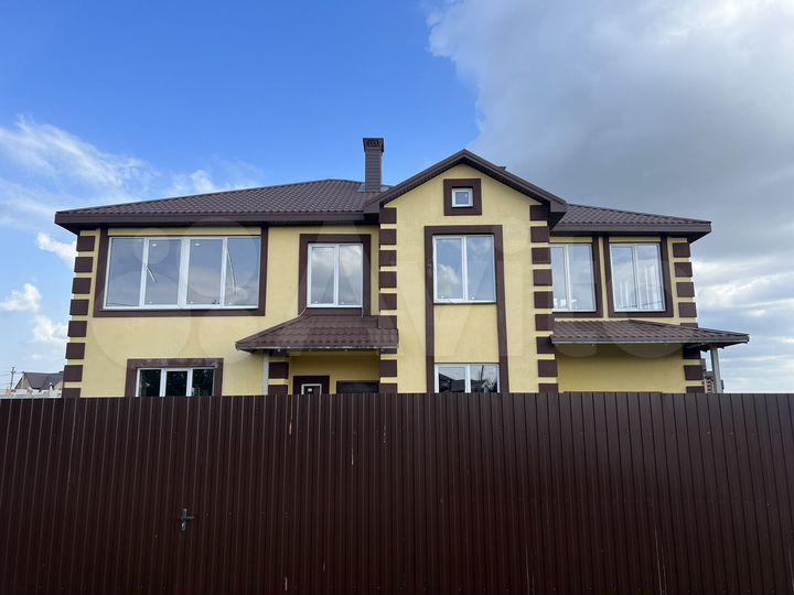 Дом 240 м² на участке 10 сот.