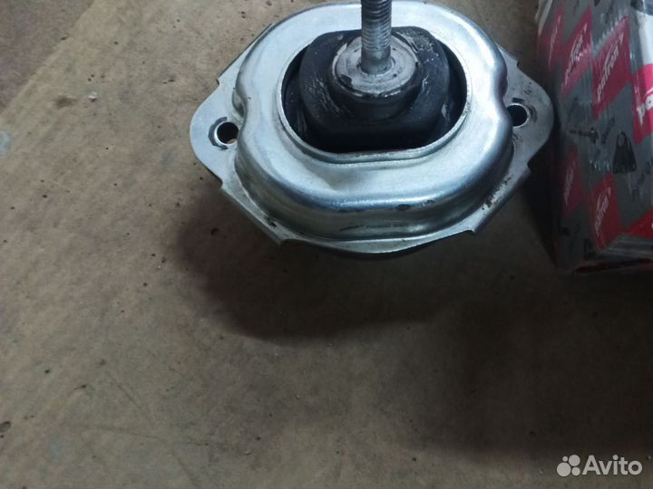 Подушка двигателя бмв е53