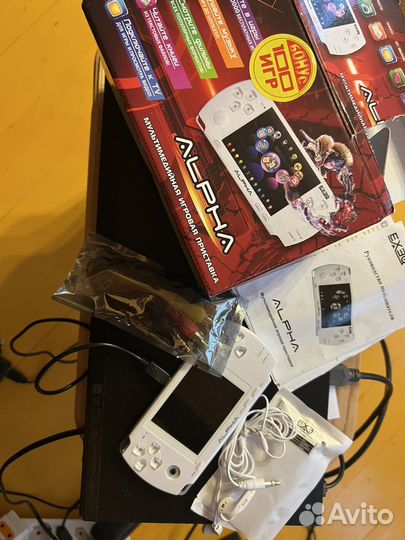 Игровая мультимедийная приставка Alpha exeq