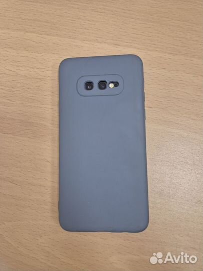 Samsung Galaxy S10e, 6/128 ГБ