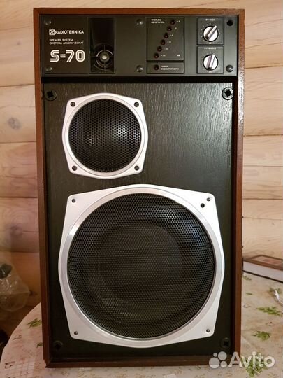 Акустическая система Радиотехника S70 с усилителем