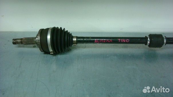 Nissan 39100-4U075 Вал приводной, правый