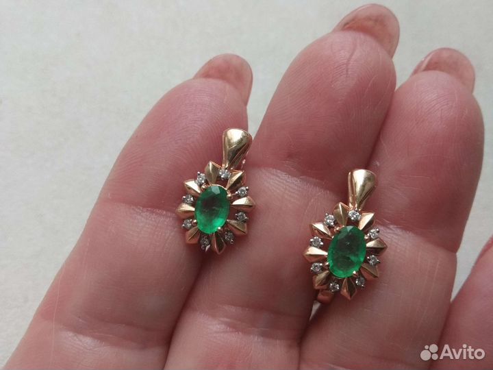 Золотые серьги изумруд и бриллианты