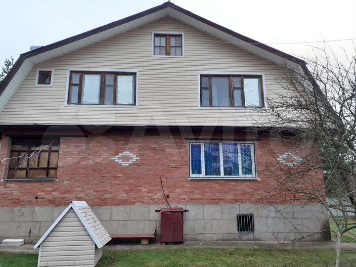 Коттедж 300 м² на участке 12 сот.