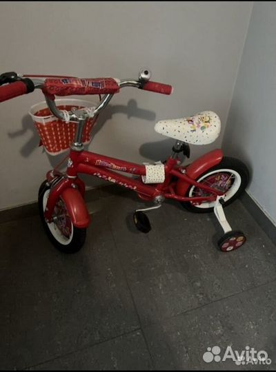 Детский четырехколесный велосипед Маша и Медведь