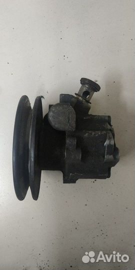 Насос гидроусилителя 2.4