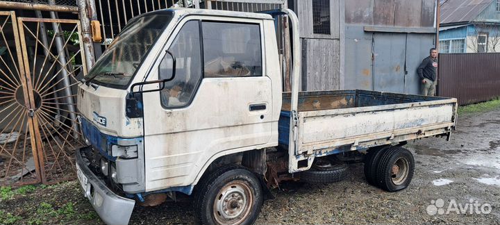 Продам грузовик toyoace разбор