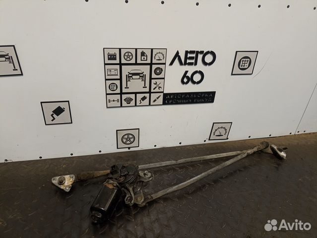 Трапеция стеклоочистителей для Toyota Hilux Surf