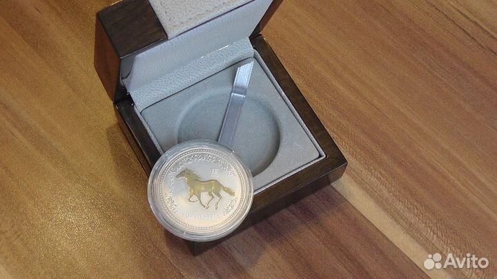 Монета 1 dollar elizabeth II australia 2002