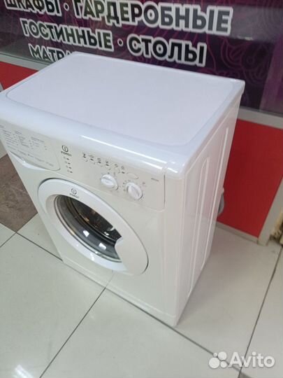 Стиральная машина Indesit 5кг