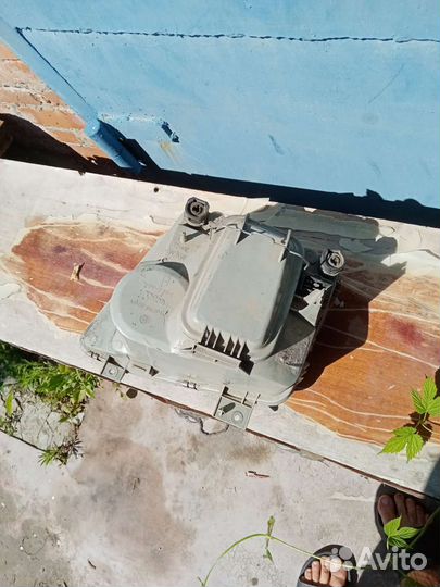 Фара передняя