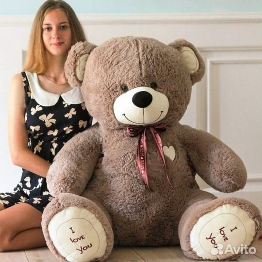 Плюшевый Мишка с вышивкой сердечком кофейный