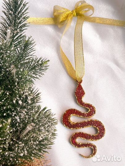 Новогодние елочные игрушки из смолы pro100smola