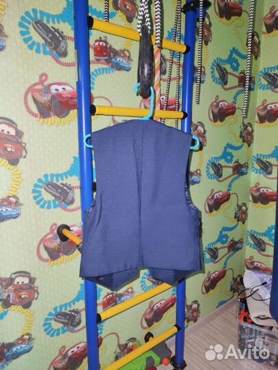 Жилет для мальчика р-р 122