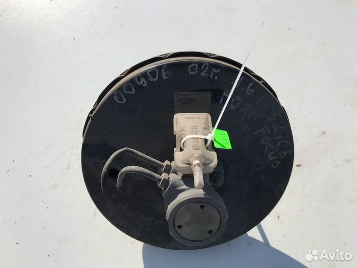 Главный тормозной цилиндр + вакуум Ford Focus 1