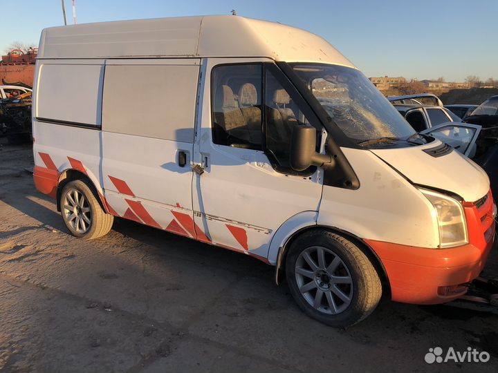В разбор на запчасти ford transit