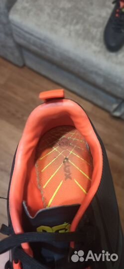 Детские футбольные бутсы 38 размер