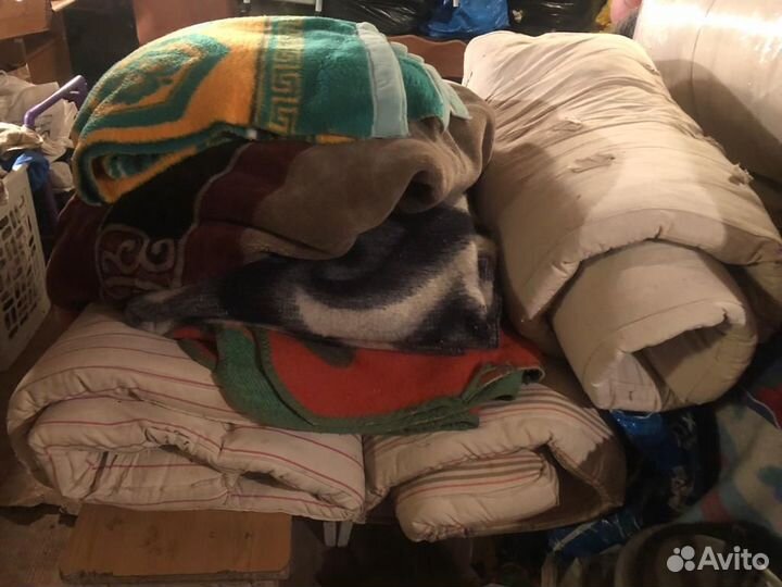 Матрасы одеяло и подушки