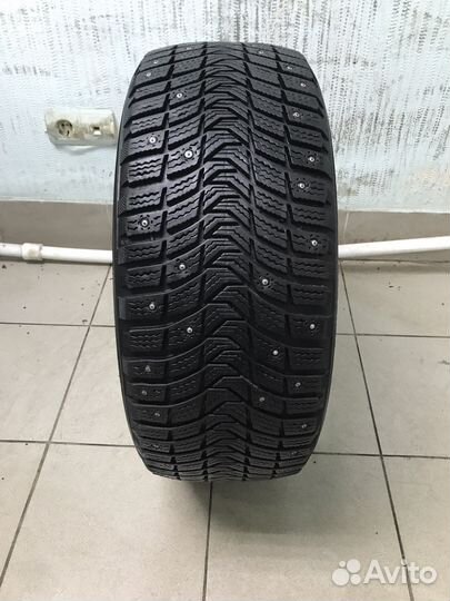 Michelin X-Ice North 3 215/50 R17