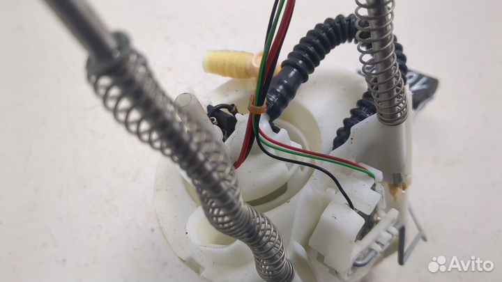 Насос топливный электрический Volkswagen Tiguan