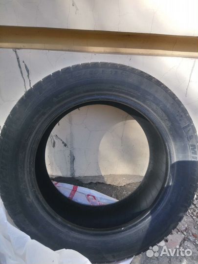 Michelin Energy XV1 215/60 R17