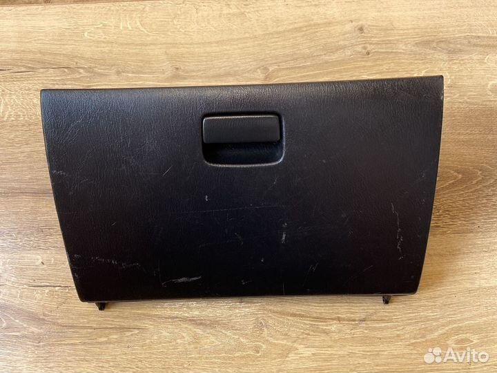 Nissan almera n15 бардачок