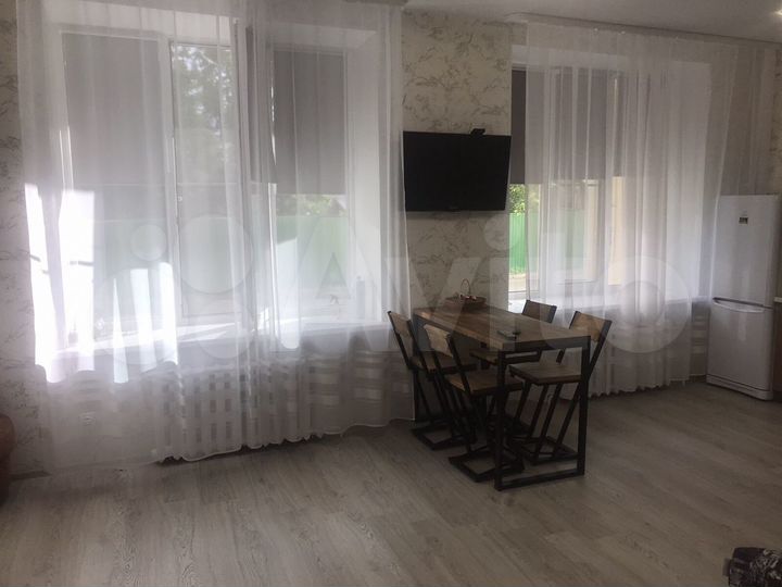 Квартира-студия, 42 м², 1/9 эт.