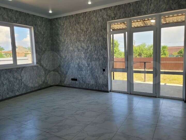 Дом 95 м² на участке 8 сот.